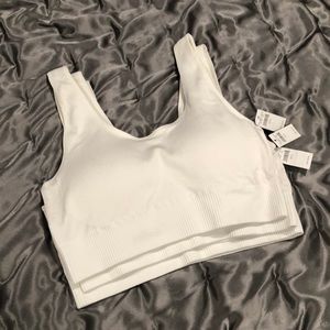 3 “chill” sports bras